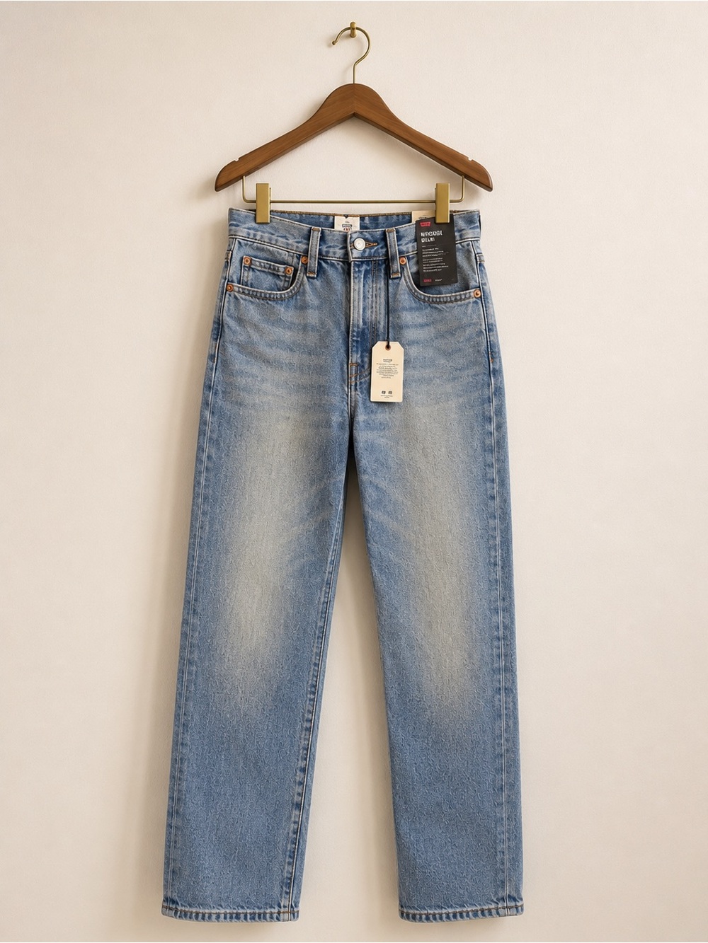 NWT Levi’s Premium Wedgie Slim High Rise Stretch Jeans 24x30 Medium Wash